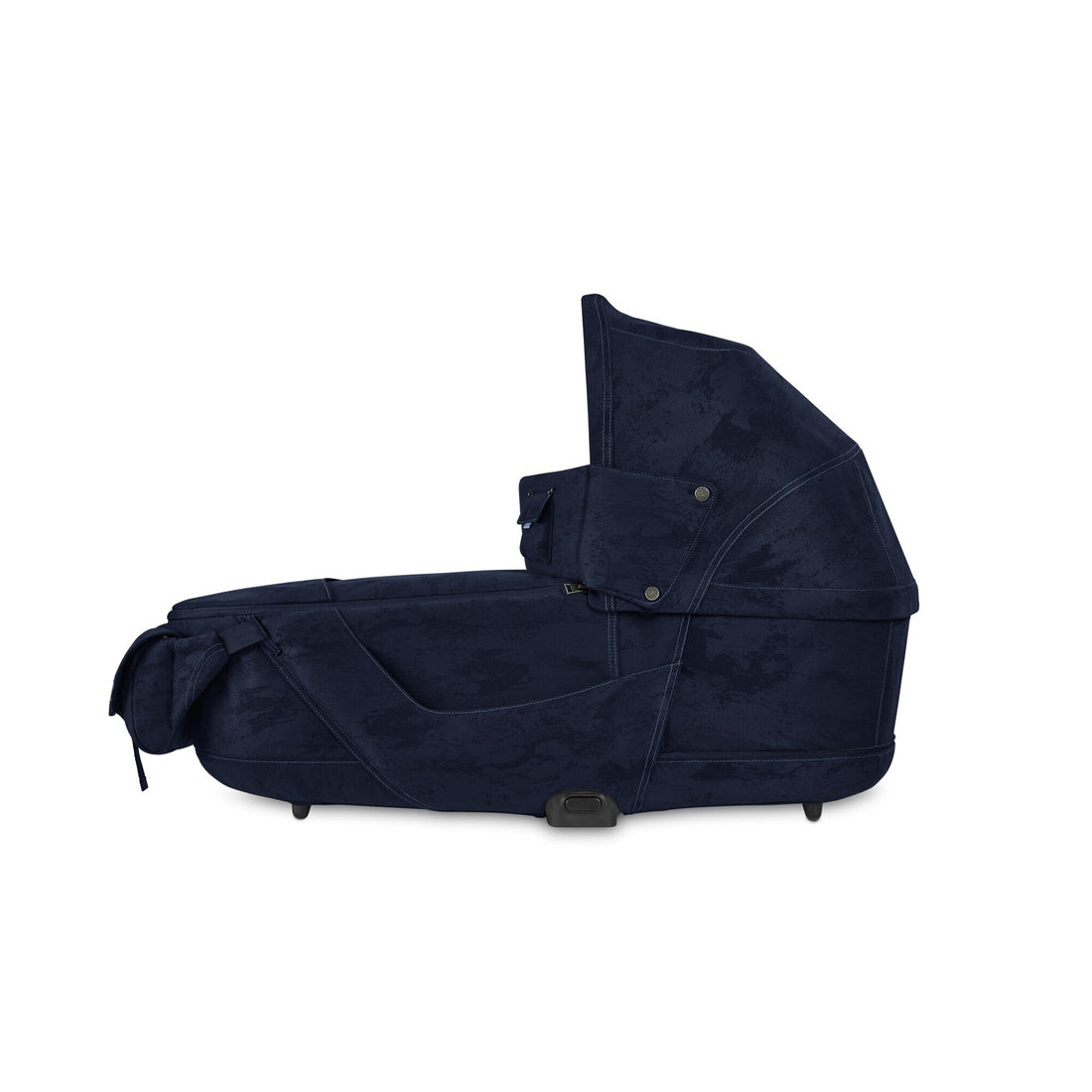 Priam Lux Carry Cot - Rebellious Luxury Denim Blue